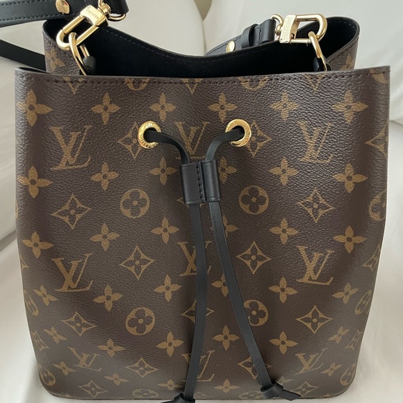 Louis Vuitton Neo Noe Mm in excellent condition. Good as new. - Picture 2 of 14
